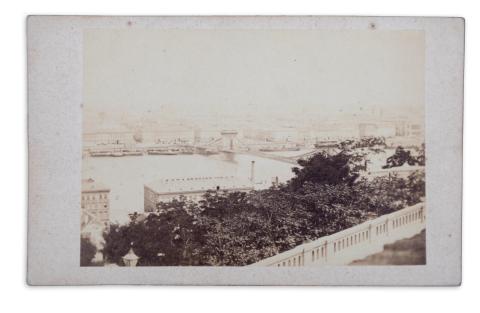 Pest látképe a Lánchíddal. Fénykép 1865 után.   