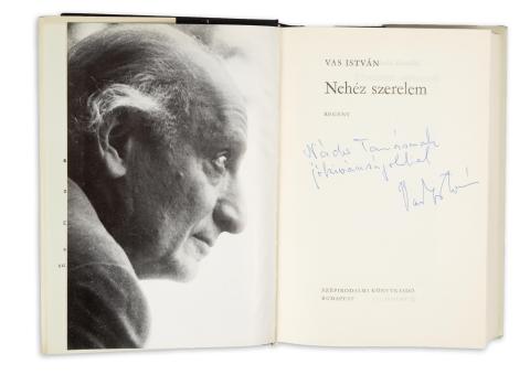 Vas István : Nehéz szerelem. Regény  Budapest, 1972. Szépirodalmi Könyvkiadó 